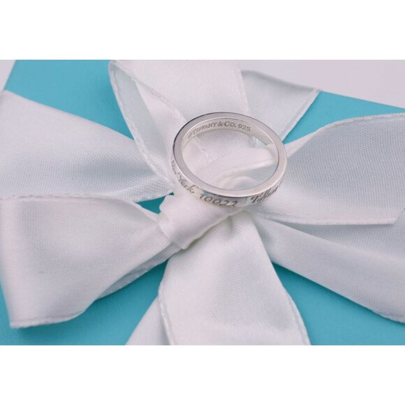 Tiffany & Co. New York Notes Narrow Band Ring in Silver Size 5 - Picture 7 of 9